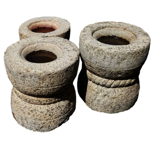 granite grain grinding mortars from India